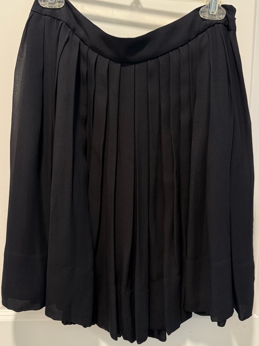 NWT Talbots Petites 6P Black 100% Silk Pleated Skirt Lined Classic